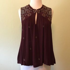 American Eagle Sleeveless Burgundy Blouse